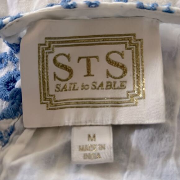SAIL TO SABLE Floral Embroidered Top White/Blue Size Medium - Picture 6 of 6